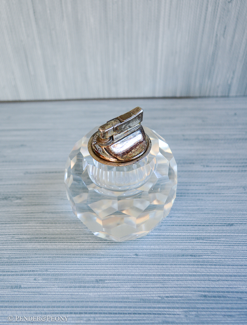 Cut crystal table lighter