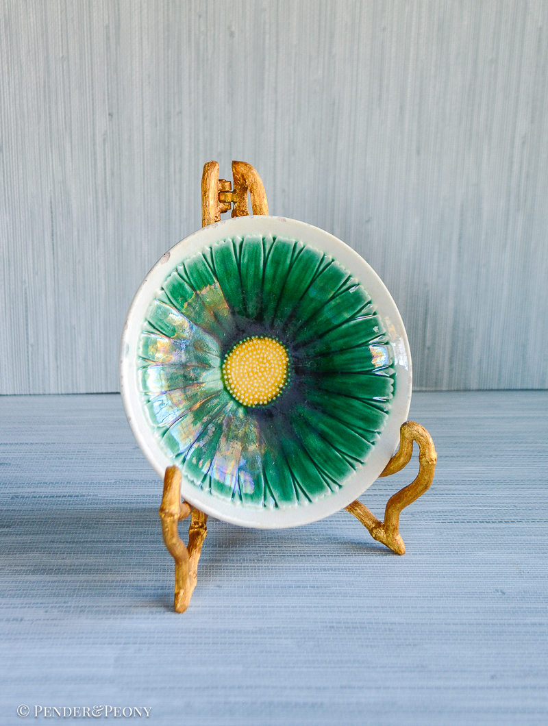 Etruscan Majolica, Griffin Smith & Hill green flower dish