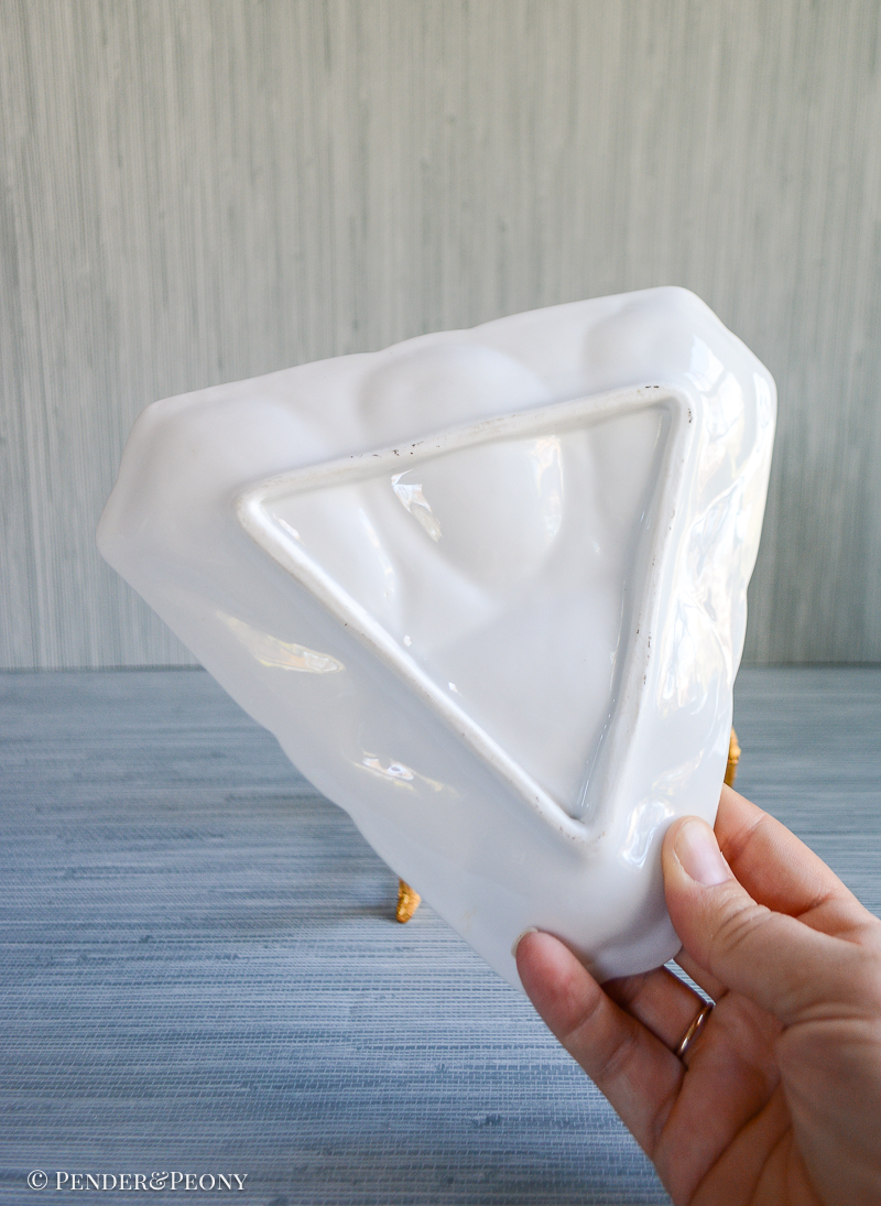 Trompe L'Oeil Triangle Oyster Plate - Image 3