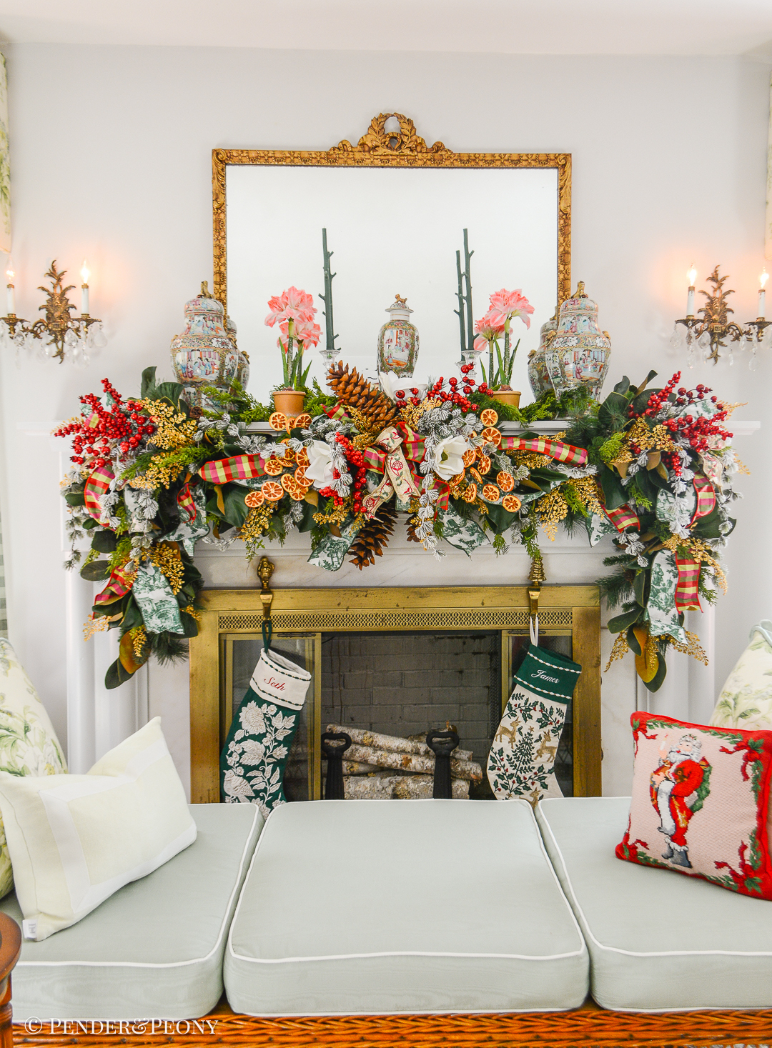 Grand-Botanical-Christmas-Mantel-Decoration-7a