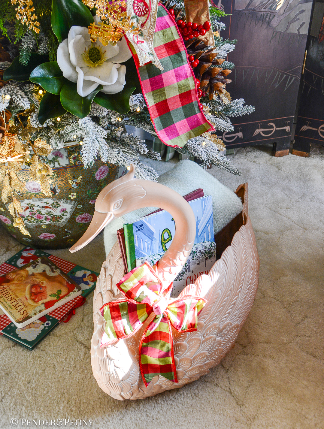 grand-botanical-christmas-tree-details-6