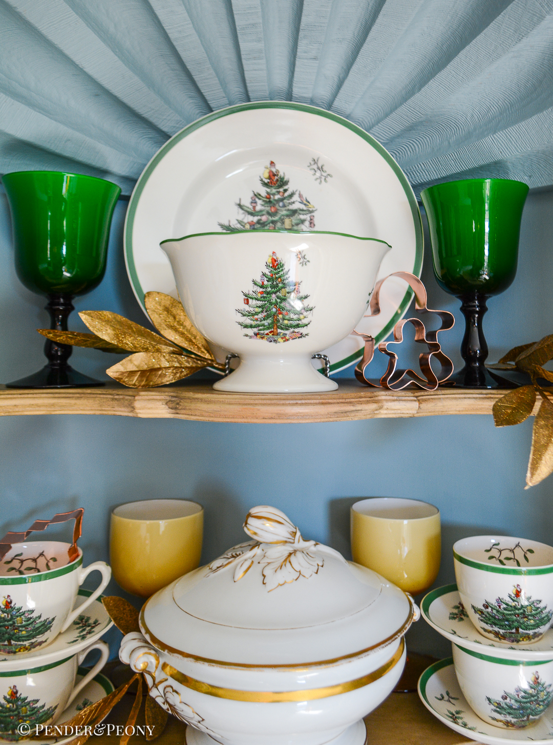Spode Christmas tree footed bowl