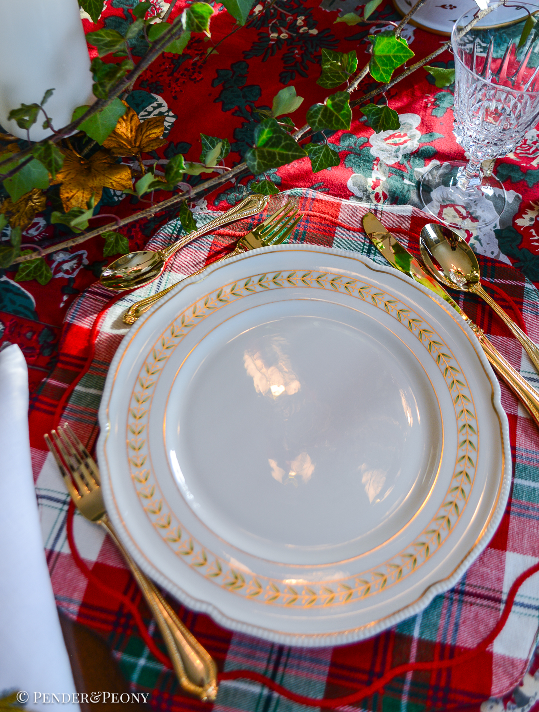 Bristol Castleton China dinner plates