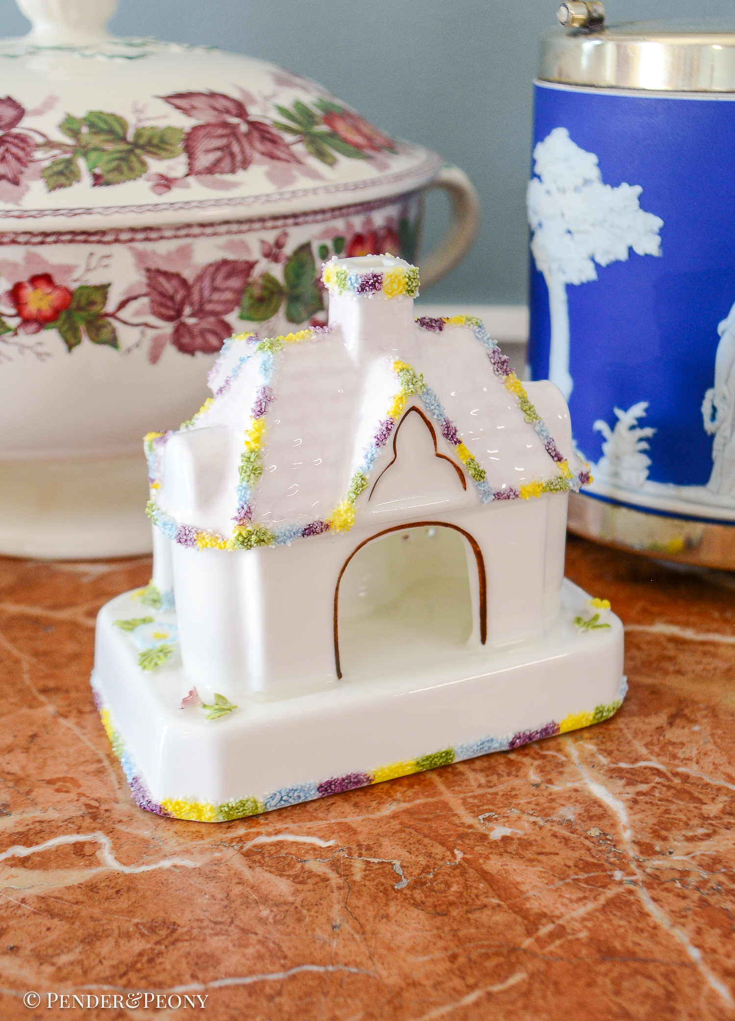 Coalport "The Country Cottage" Pastille Burner - Image 3