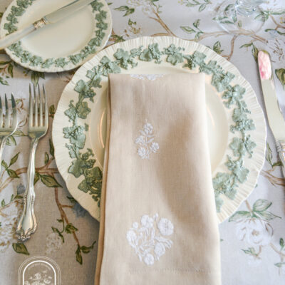 Odette embroidered floral napkins