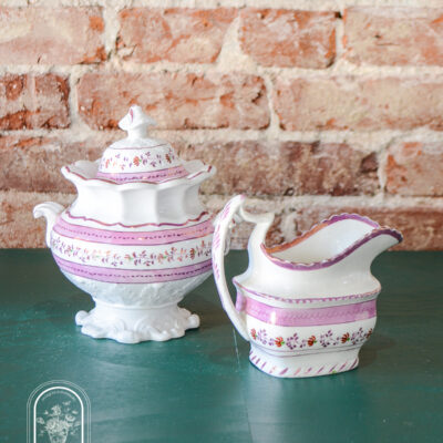 Pink copper lustre sugar and creamer set with sprigware design, early 19th century
