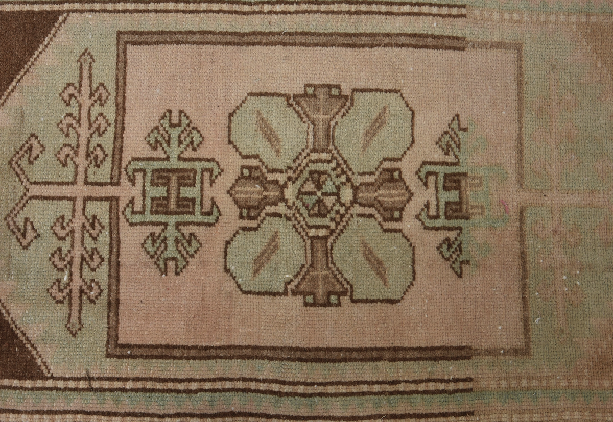 Vintage Oushak Mat in Green & Brown 1.8x3.2ft - Image 2