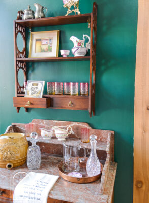 A peek inside the Pender & Peony Pop-Up Shop in downtown Clinton, TN at 346 Market Street
