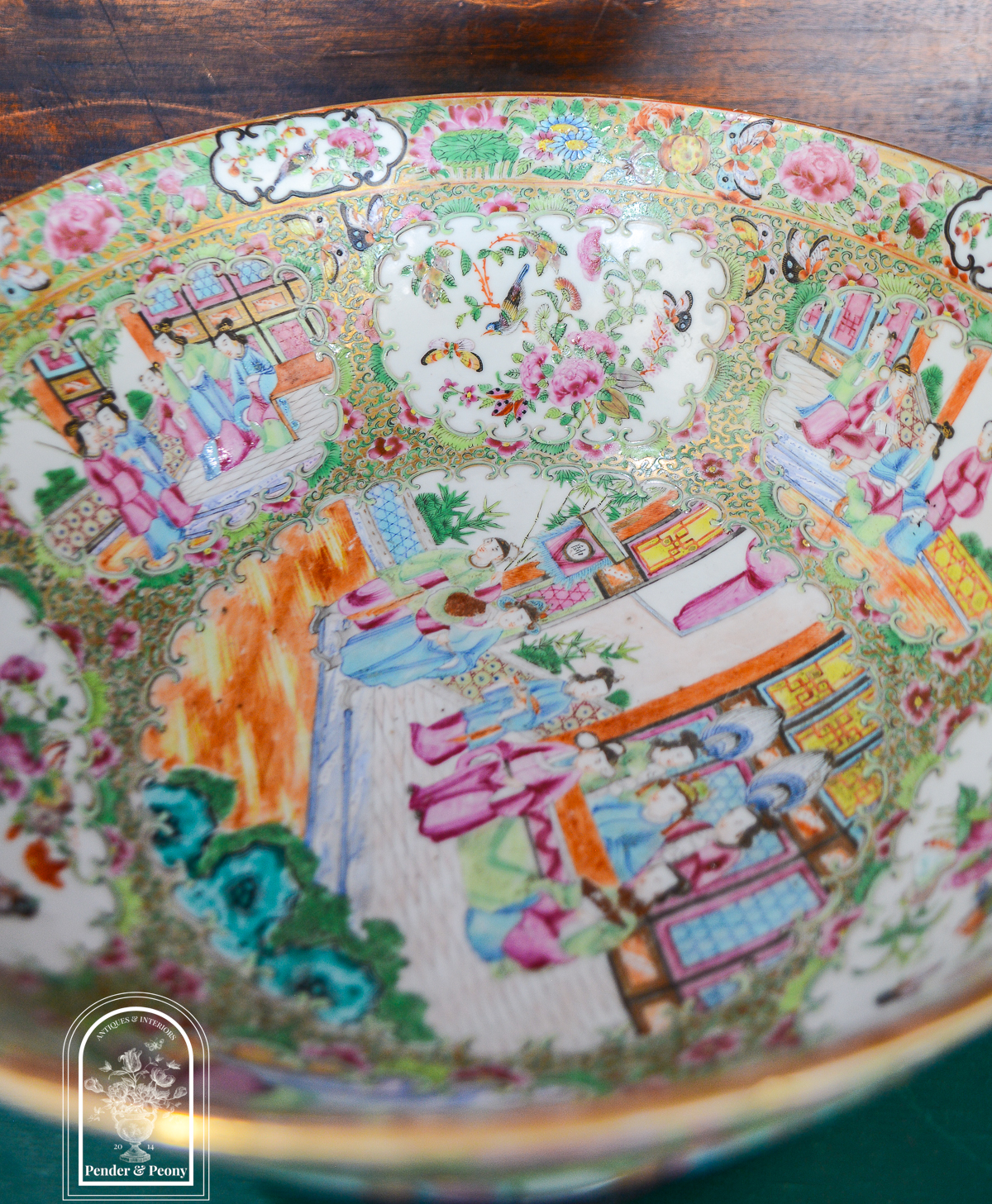 Rose Medallion punch bowl - antique