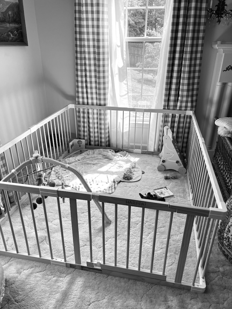 wooden-playpen-living-room