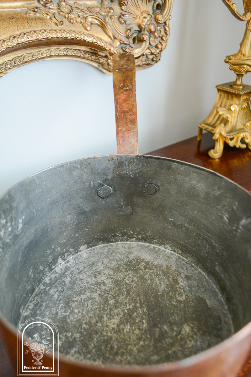 Early 1800s Set of 3 Copper Pots with Copper Handles - Image 7